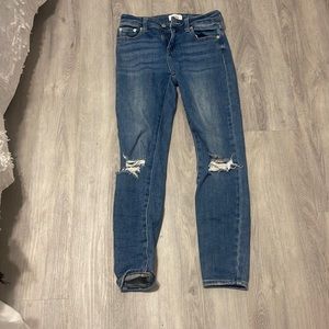 Pistola ripped jeans